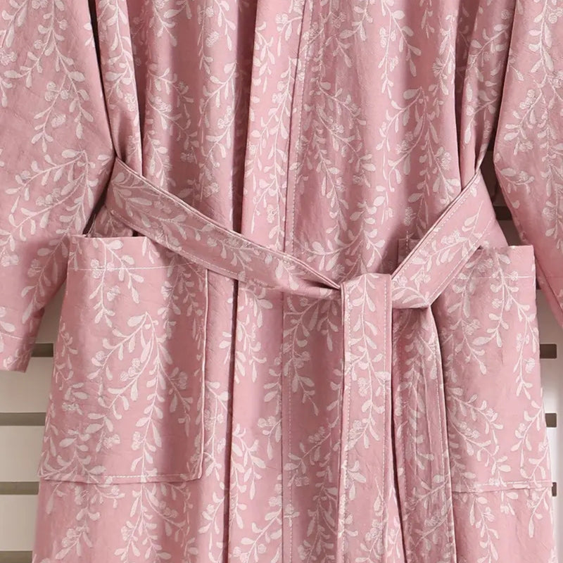 Featherlight Jacquard Cotton Bath Robe